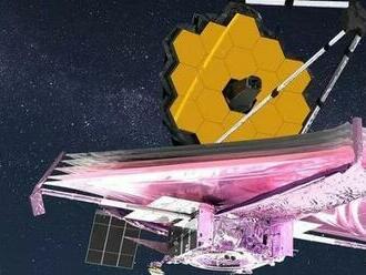 NASA: Ďalekohľad Jamesa Webba úspešne vysunul poslednú časť hlavného zrkadla