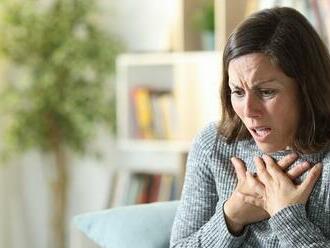 Ako sa pľúcna fibróza prejavuje pri iných ochoreniach?