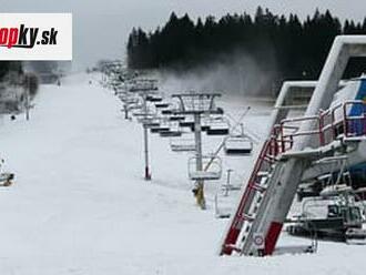 Dráma na lyžovačke: V tme a zime uviazla stovka ľudí na lanovke pri Martine