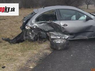 Dvojitá dopravná nehoda: FOTO Vodič po nehode vystúpil z auta, zrazilo ho ďalšie! Skončil s ťažkými zraneniami