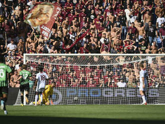 Sassuolo deklasovalo Salernitanu 5:0, zápas italské ligy poprvé pískala žena