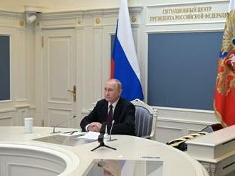 Putina nezaujímajú žiadne rokovania, podľa vojnových analytikov chce na Ukrajine zvíťaziť vojenskou cestou