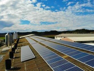 Smart Energy Forum 2022: nová baterie HE3DA, nejvýkonnější solární panely
