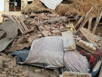 Severozápad Iránu zasiahlo zemetrasenie, hlásia zhruba 580 zranených