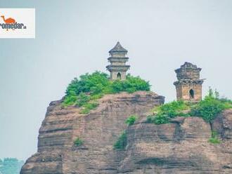Kamenné dvojčatá trápia vedcov aj turistov: Ako vznikli pagody na vrchole strmých skál?