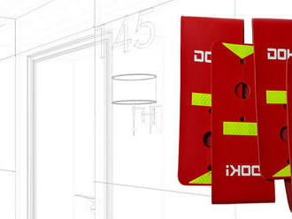 Sada DOK! slouží hasičům ke značení dveří při zásahu, její reflexní prvky pomohou i s orientací