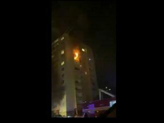 Požiar bytu v Prešove má dve obete, evakuovali desiatky ľudí a primátor vyhlásil mimoriadnu situáciu