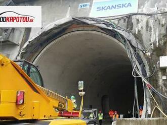 V diaľničnom tuneli Višňové je hotová reprofilácia