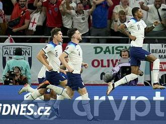 ONLINE: Wales - Anglie 0:2, dva góly v rychlém sledu, pálí Rashford a Foden