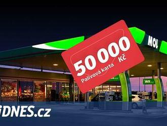 Vánoce na iDNES.cz: palivová karta na 50 000 Kč a iDNES Premium zdarma