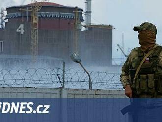 V Záporožské elektrárně dál zůstáváme, popřel Kreml spekulace o stažení Rusů