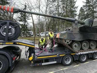 Nemeckí vojenskí mechanici sú už v Michalovciach. Aké zbrane pre Ukrajinu budú opravovať? 