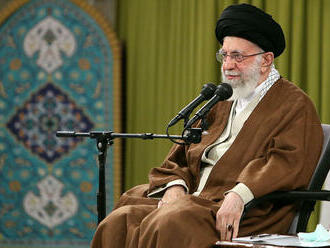Irán zatkol neter ajatolláha Chameneího. Vo videu nazvala jeho režim vražedným