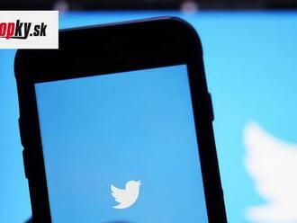 Európska únia sa po prepúšťaní v Twitteri obáva nárastu nenávistných prejavov