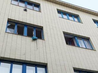 V bytě v centru Kroměříže ráno vybuchl plyn, co tam unikal, nikdo se nezranil