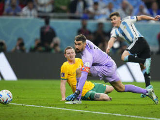 Argentina v osmifinále MS udolala Austrálii 2:1, Messi oslavil gólem 1000. zápas