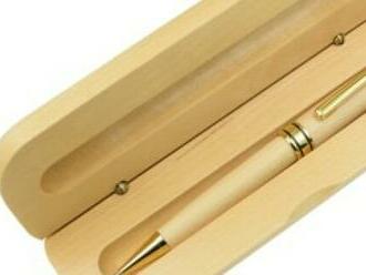 Elegantné drevené guľôčkové pero v drevenej darčekovej krabičke.