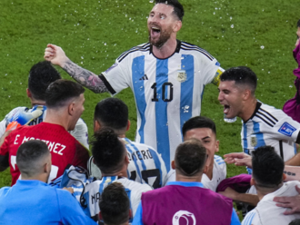 300 slov z MS: Vedie Argentínu vždy, keď to potrebuje. Messi sa včera vyrovnal aj Maradonovi