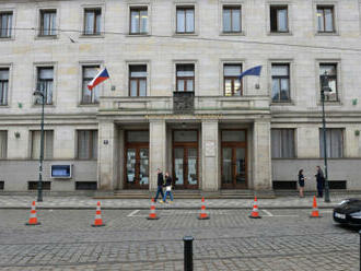 Schodek státního rozpočtu v listopadu vzrostl na 337,1 mld. korun