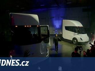 Tesla předala společnosti PepsiCo svůj první nákladní elektromobil