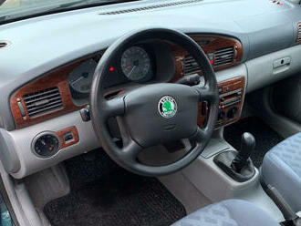 Původní Škoda Octavia s nejlepší výbavou i motorem se nejetá v prodeji už nevidí, za její cenu je to koupě roku