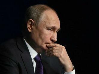 Kremeľ odmietol Bidenov návrh na rokovania. 