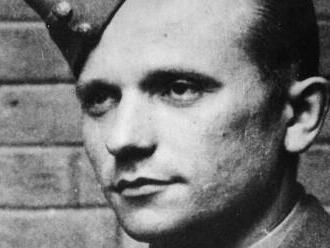 Jozef Gabčík   spáchal atentát na Heydricha  : Historici odhaľujú jeho roky skrývané tajomstvá