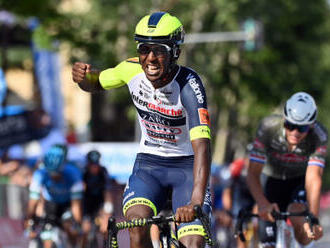 Girmay vyhrál jako první eritrejský cyklista etapu na Giru d'Italia