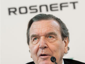 Bývalý německý kancléř Schröder se rozhodl opustit ruskou Rosněfť
