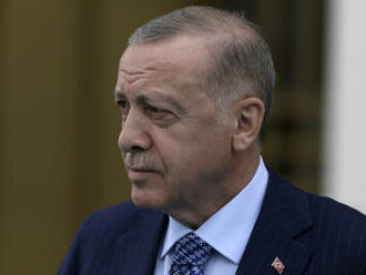 Turecký prezident mluvil s představiteli Švédska a Finska o členství v NATO