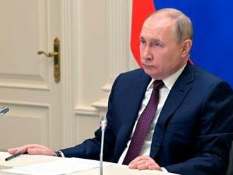 Veľká Británia uvalila ďalšie sankcie na ľudí blízkych Putinovi, bude pokračovať ďalej