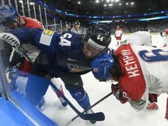 Kanada výsledkovo napodobnila Slovensko, Fínsko a Švajčiarsko po triumfoch vyhrali skupinu  