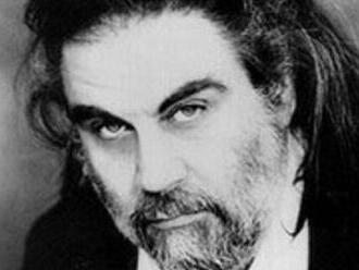 Zomrel grécky hudobný skladateľ Vangelis. Ktoré filmy s jeho hudbou si zapamätáte?