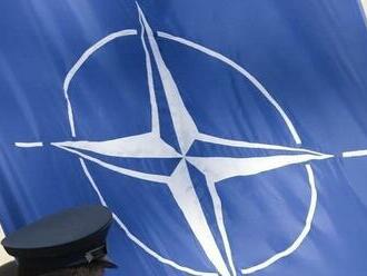 Diskusie o vstupe Fínska a Švédska do NATO pokračujú: Turecko váha, majú výhrady