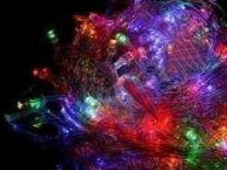 Vianočné osvetlenie 100 LED, 5 m dlhé v rôznych farbách a s nízkou spotrebou.