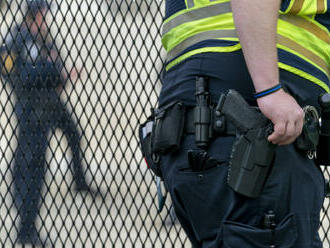 Najvyšší súd Spojených štátov rozhodol, ľudia majú právo nosiť strelné zbrane na verejnosti