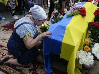 The Observer: Ukrajina smúti kvôli zlatej generácii, ktorá hynie na fronte