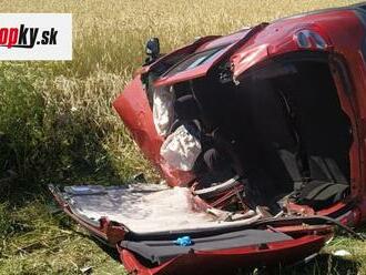 Ďalšia tragická nehoda na Záhorí: Čelná zrážka dvoch áut! O život prišiel vodič  