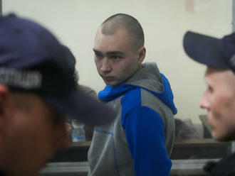 Súd v Kyjeve znížil trest ruskému vojakovi Šišimarinovi, ktorý popravil civilistu priamo na ulici