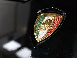 Logo Lamborghini za skoro 1 milion Kč posouvá smysl krádeží znáčků aut na novou úroveň