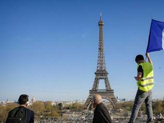 Eiffelova veža je prežratá hrdzou a potrebuje kompletnú opravu, tvrdí uniknutá správa