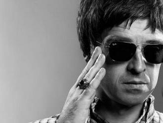 Noel Gallagher v rozpacích - celá restaurace mu zpívala 