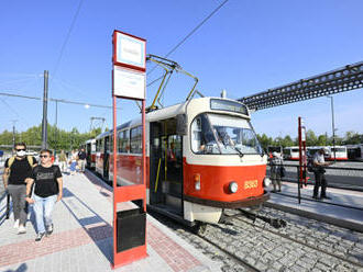 V Praze funguje nová tramvajová smyčka u stanice metra Depo Hostivař
