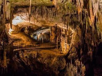 Krásy Slovinska – Postojnska a Škocjanská jeskyně svou krásnou berou dech