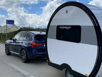 Francúzi predávajú unikátny karavan. Dá sa rozťahovať!