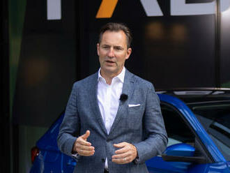 Bývalý šéf Škody chce, aby lidé znovu začali milovat značku VW, dělá ale vše pro pravý opak