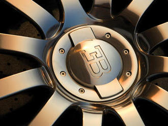 Nadšenci rozřezali kolo z Bugatti v ceně 870 tisíc Kč a ukázali, co skrývá uvnitř