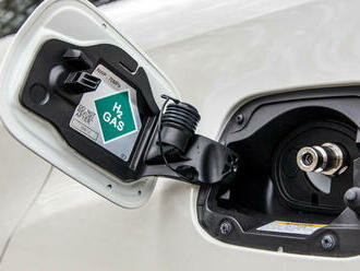 Toyota se podílí na vývoji užitkových vozů na elektřinu a vodík