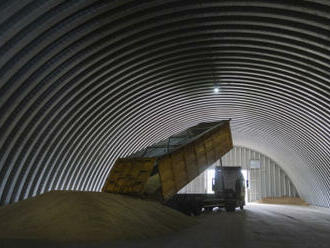 Ukrajina počítá s postupným zvyšováním vývozu obilí, řekl náměstek