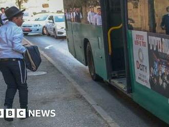 Palestinian workers forced to get off Israeli bus
